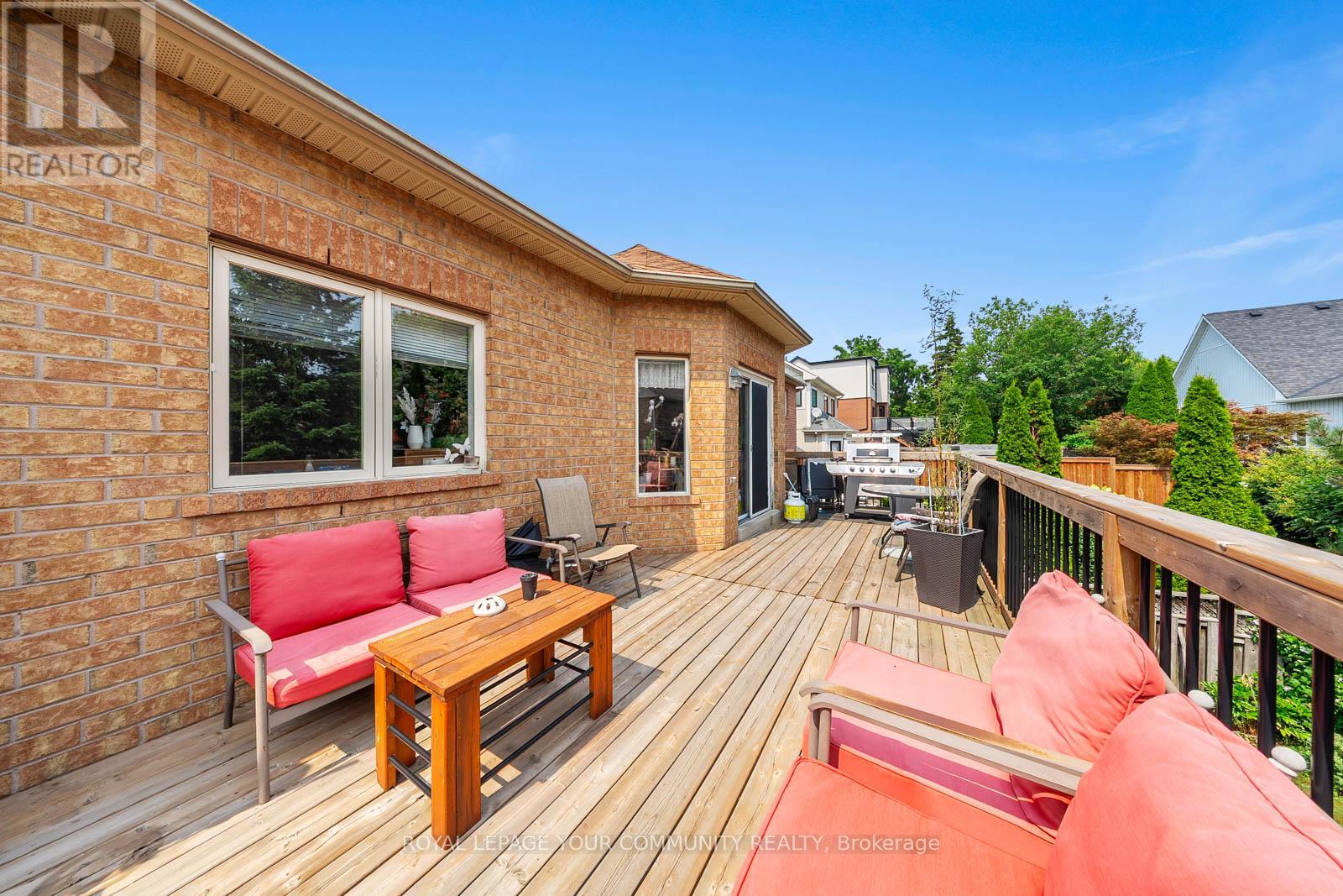 Photo 36 of 6926 Early Settler Row, Mississauga ON