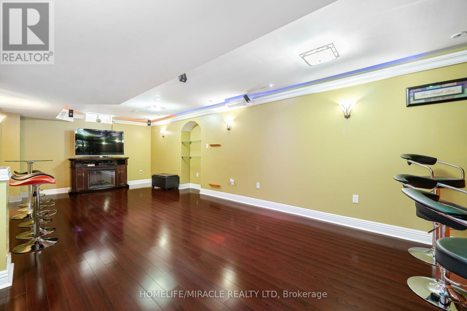 Photo 47 of 21 Summershade Street, Brampton ON