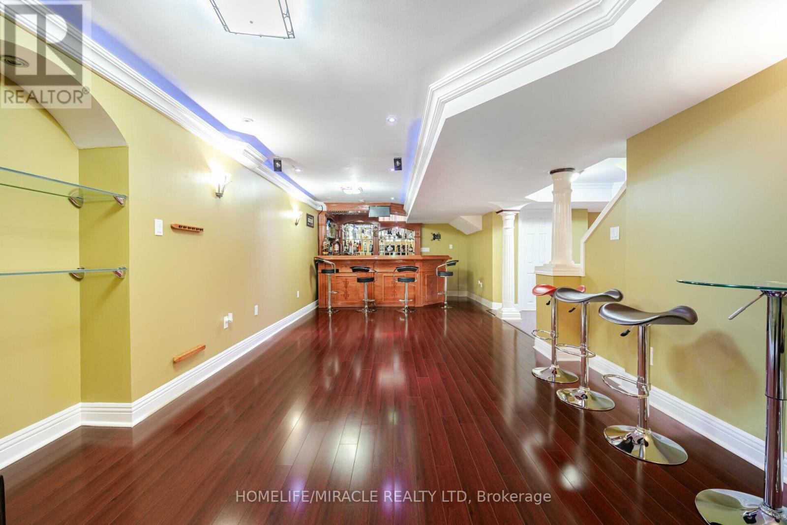 Photo 10 of 21 Summershade Street, Brampton ON