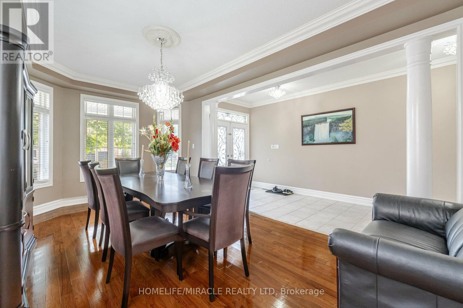 Photo 18 of 21 Summershade Street, Brampton ON
