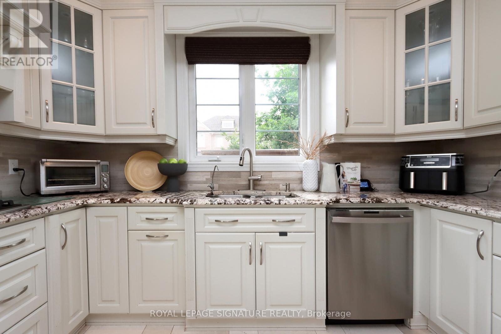 Photo 26 of 3200 Cotter Road, Burlington ON