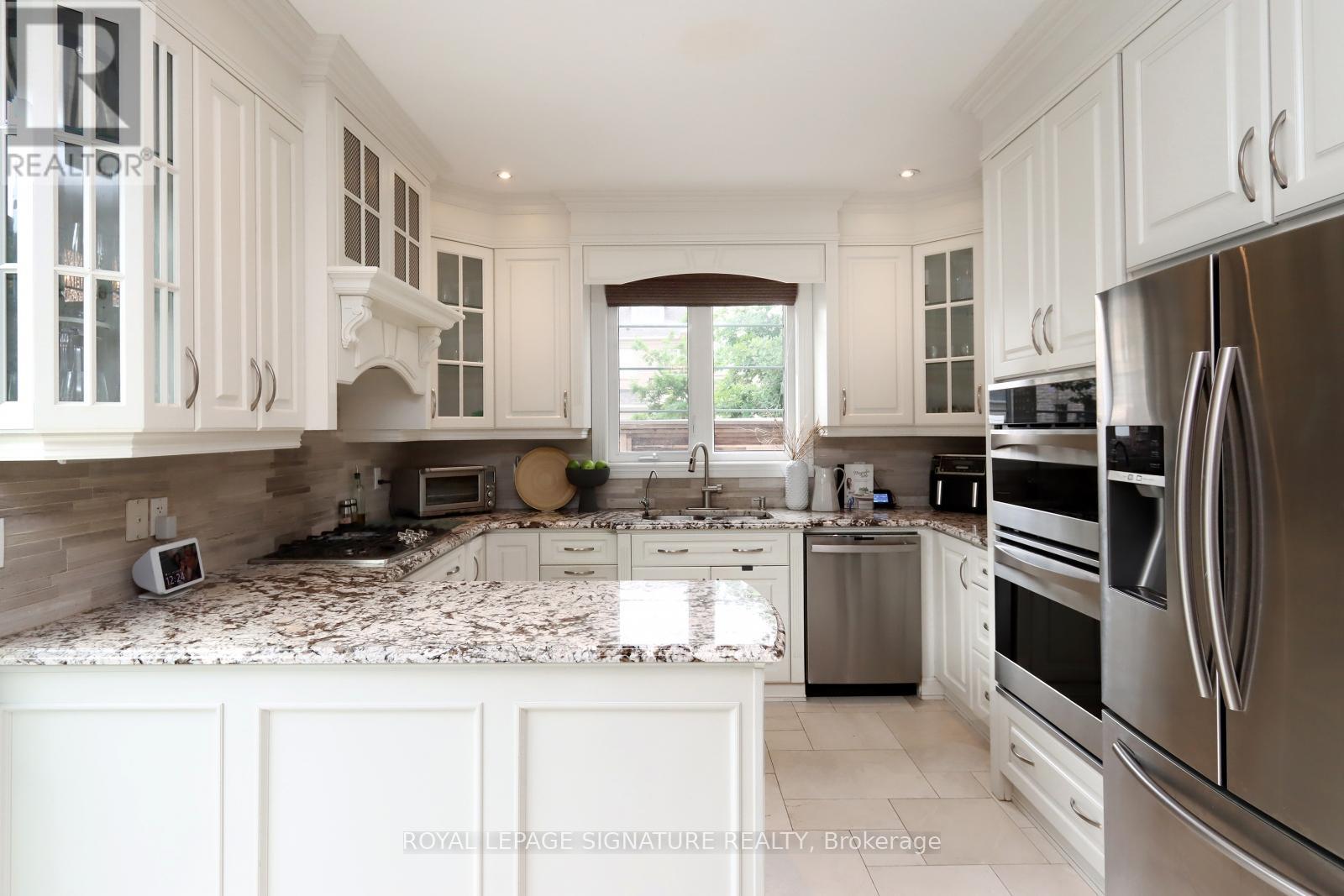 Photo 11 of 3200 Cotter Road, Burlington ON