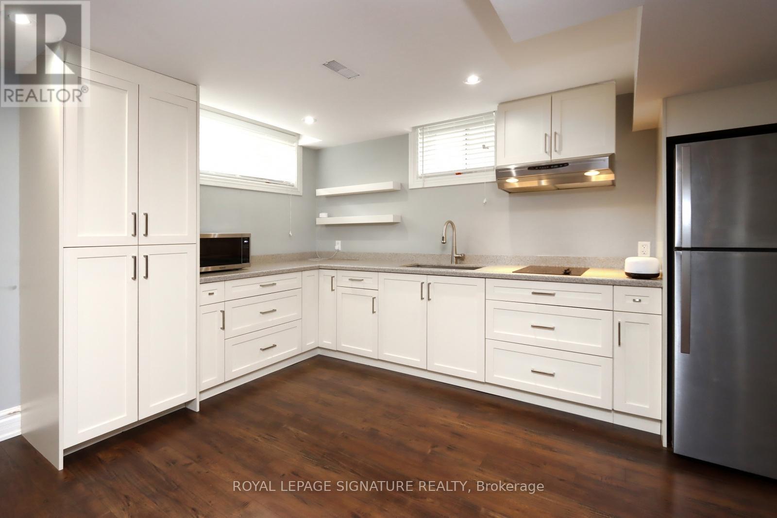 Photo 31 of 3200 Cotter Road, Burlington ON