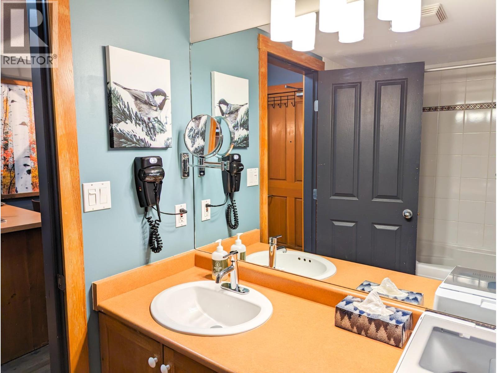 Photo 16 of 2060 Summit Drive Unit 208, Panorama BC