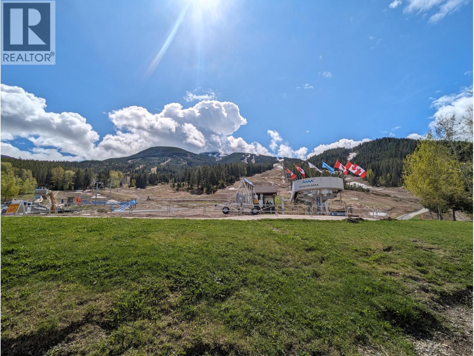 Photo 23 of 2060 Summit Drive Unit 208, Panorama BC