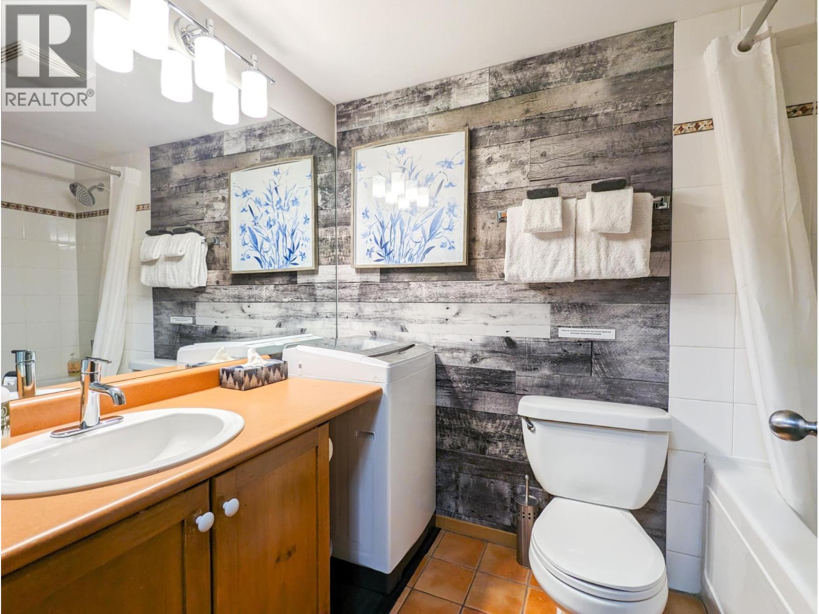 Photo 7 of 2060 Summit Drive Unit 208, Panorama BC