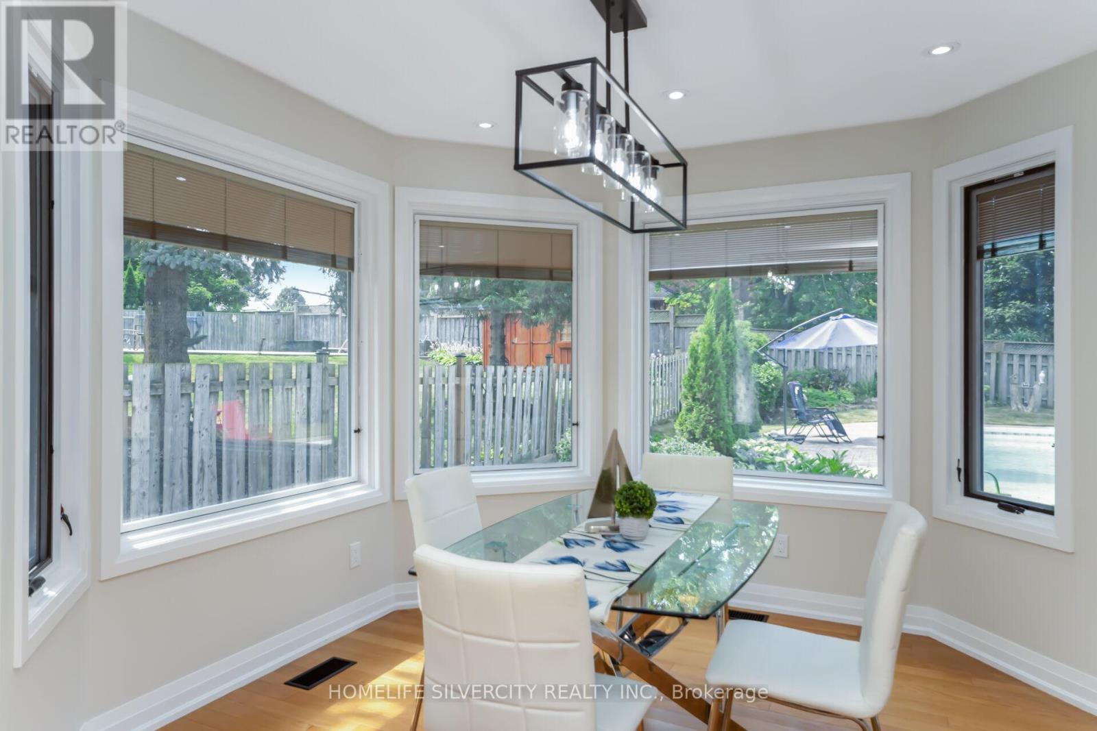 Photo 11 of 118 Parkedge Street, Guelph Eramosa ON