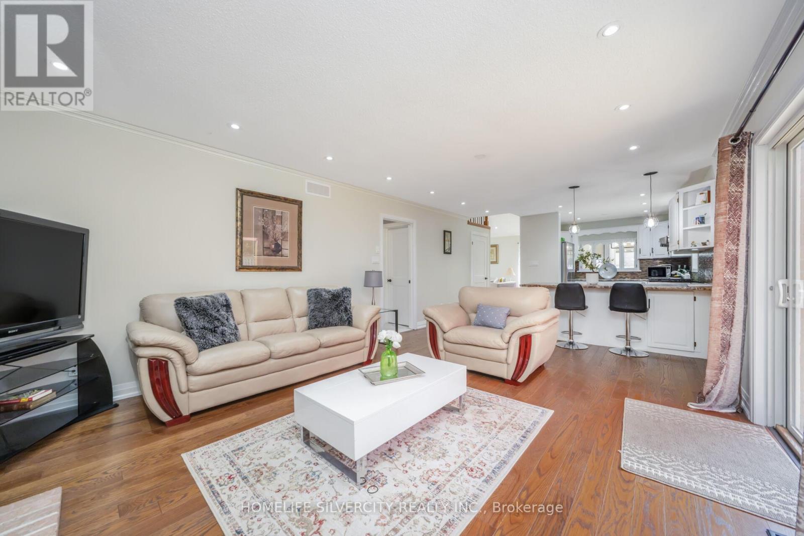 Photo 16 of 118 Parkedge Street, Guelph Eramosa ON