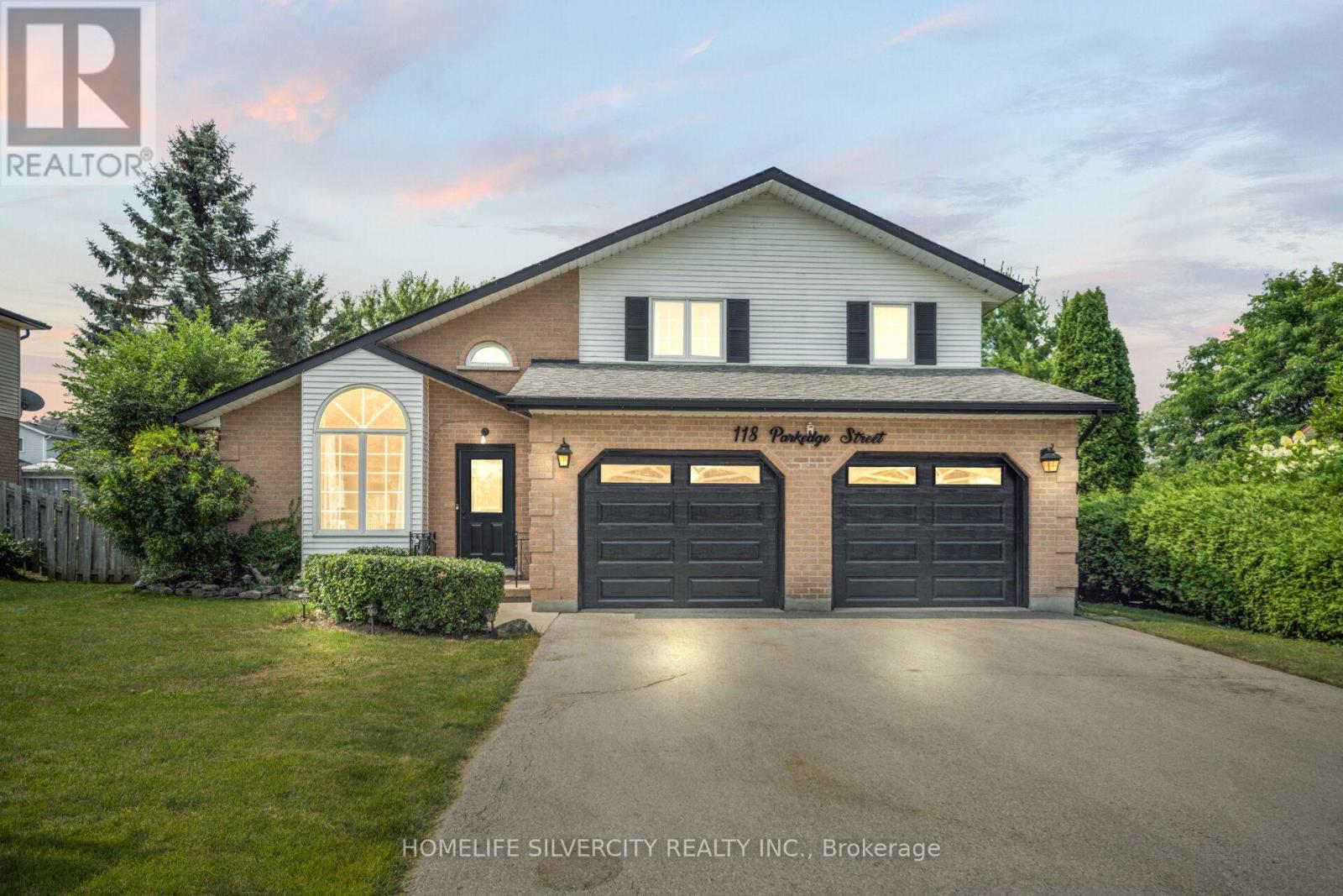 Photo 2 of 118 Parkedge Street, Guelph Eramosa ON
