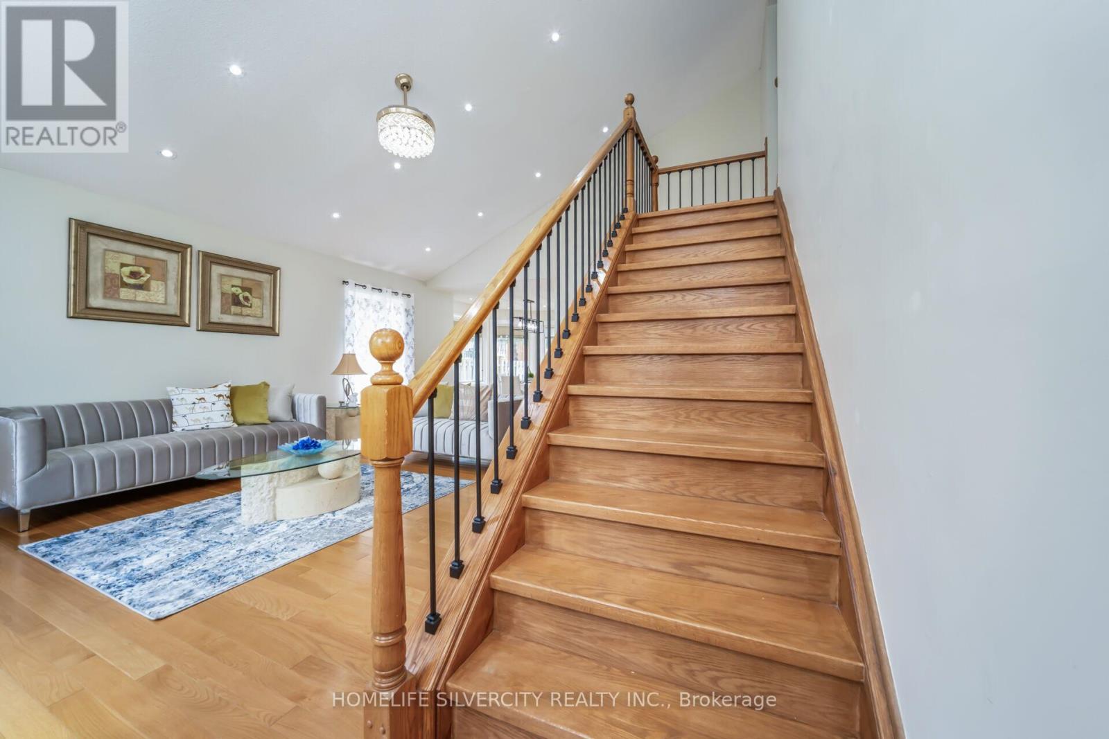 Photo 25 of 118 Parkedge Street, Guelph Eramosa ON