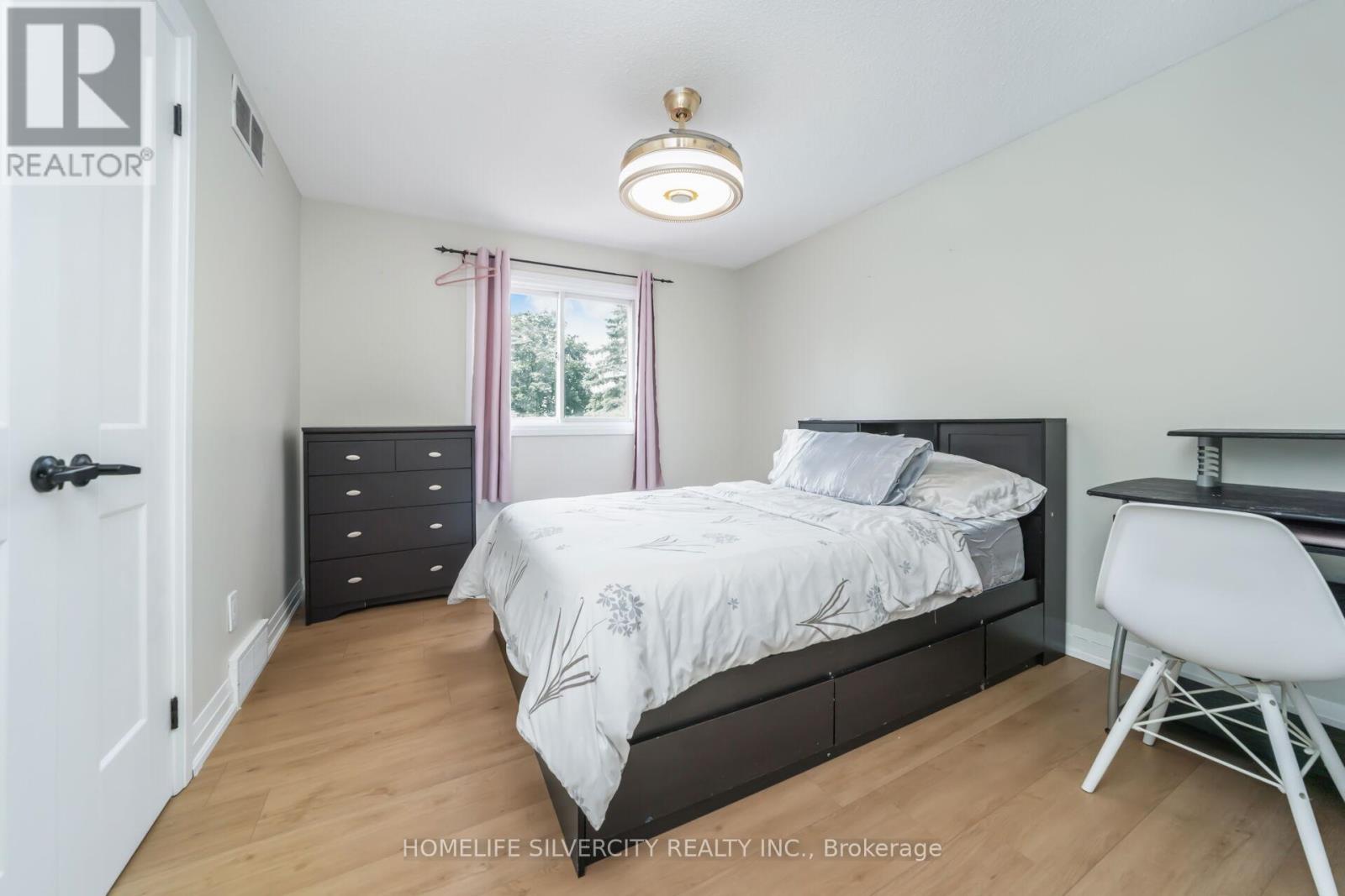 Photo 36 of 118 Parkedge Street, Guelph Eramosa ON