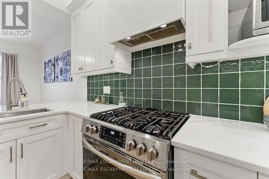 Photo 10 of 50 Harvey Street, Hamilton ON