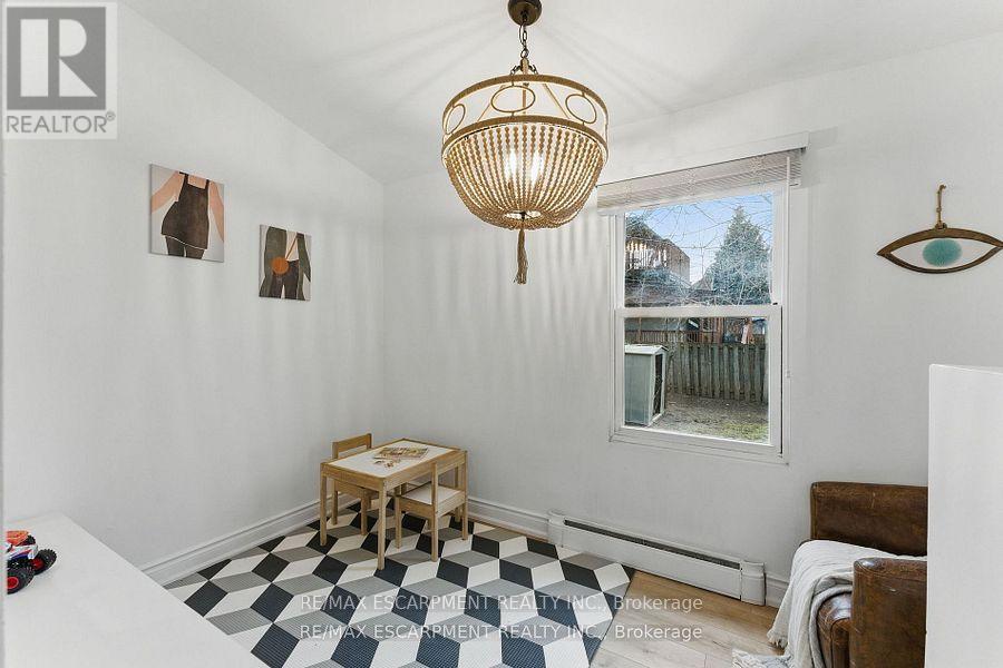 Photo 18 of 50 Harvey Street, Hamilton ON