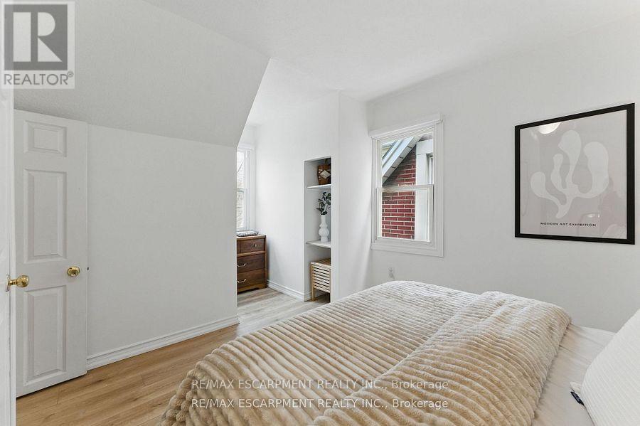Photo 24 of 50 Harvey Street, Hamilton ON