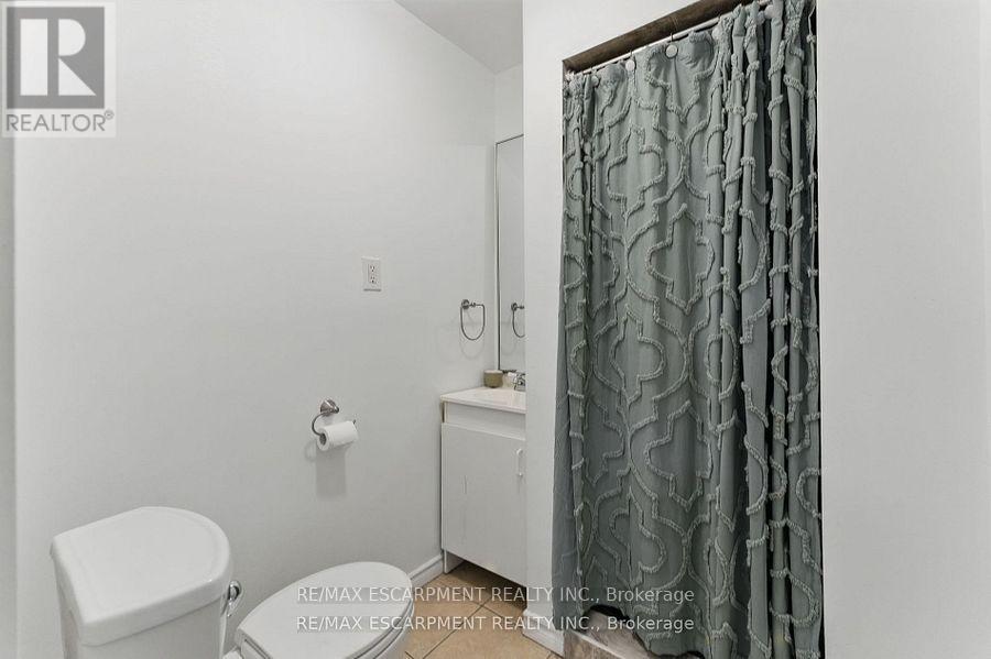Photo 31 of 50 Harvey Street, Hamilton ON