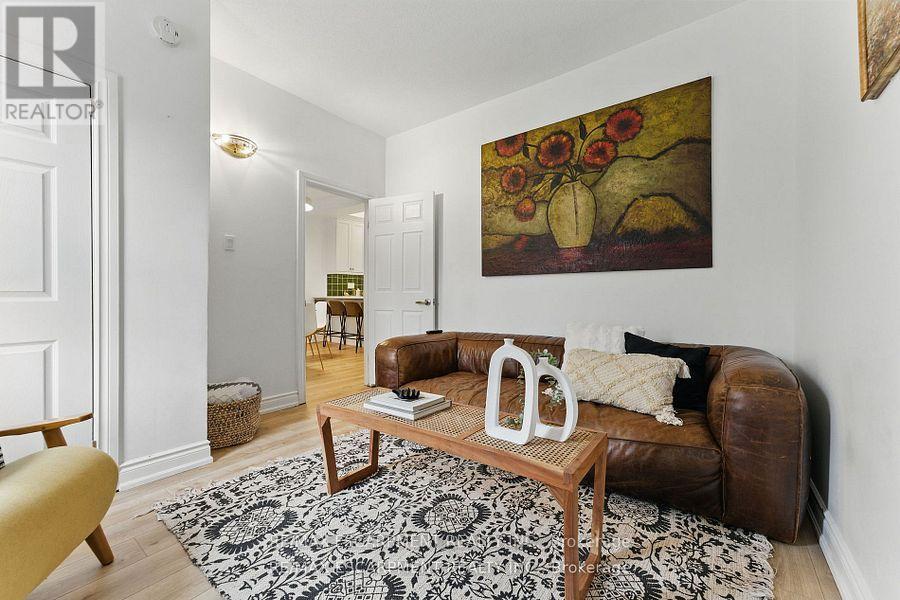 Photo 4 of 50 Harvey Street, Hamilton ON