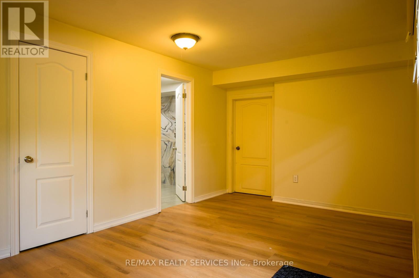 Photo 29 of 214 218 Maple Avenue S, Brant ON