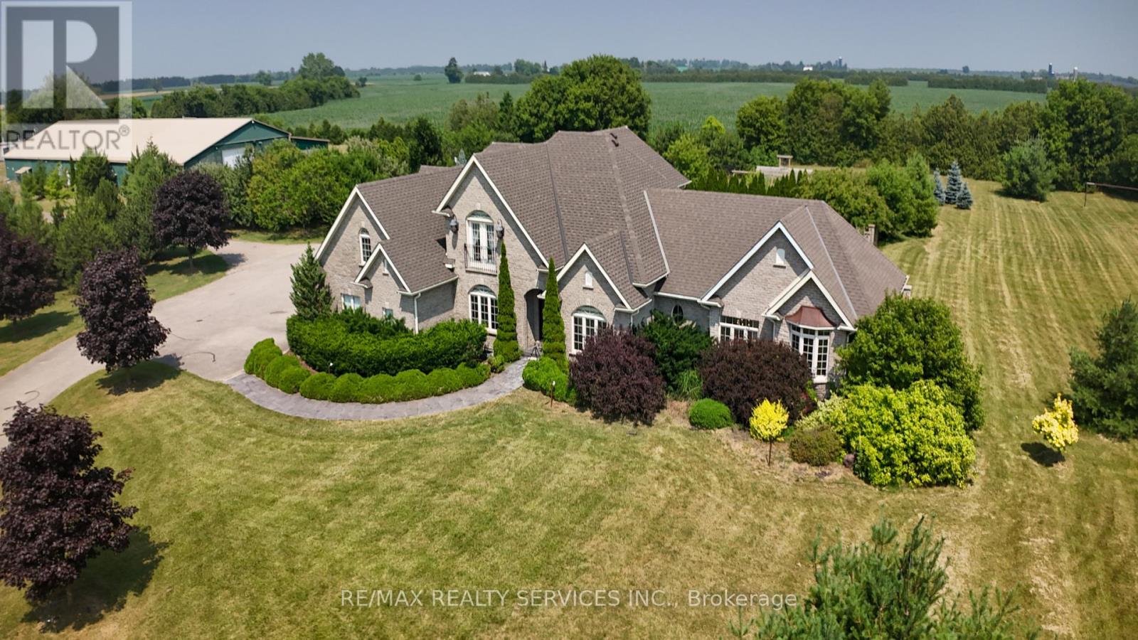 Photo 50 of 214 218 Maple Avenue S, Brant ON