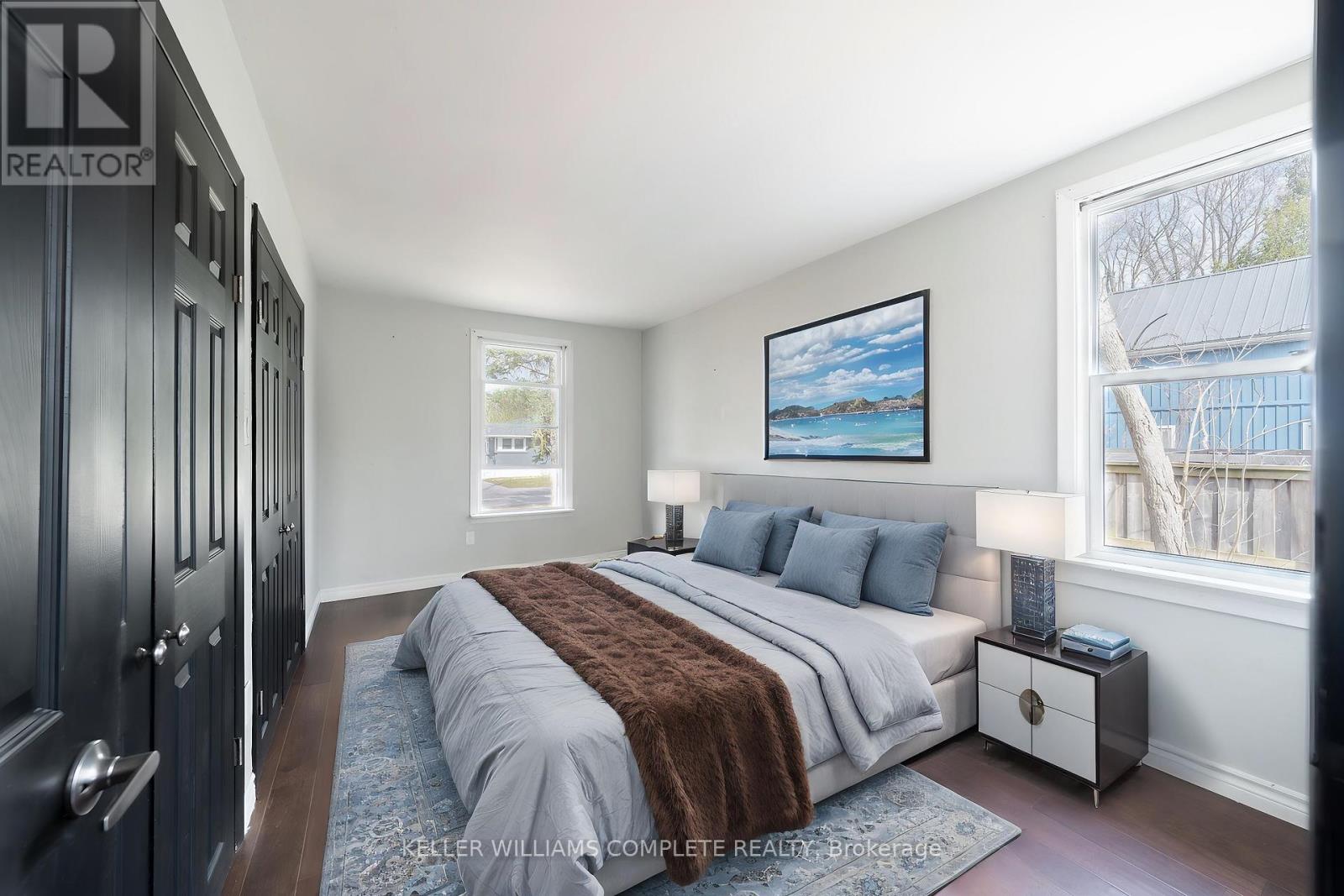 Photo 5 of 21 Renfrew Street E, Haldimand ON