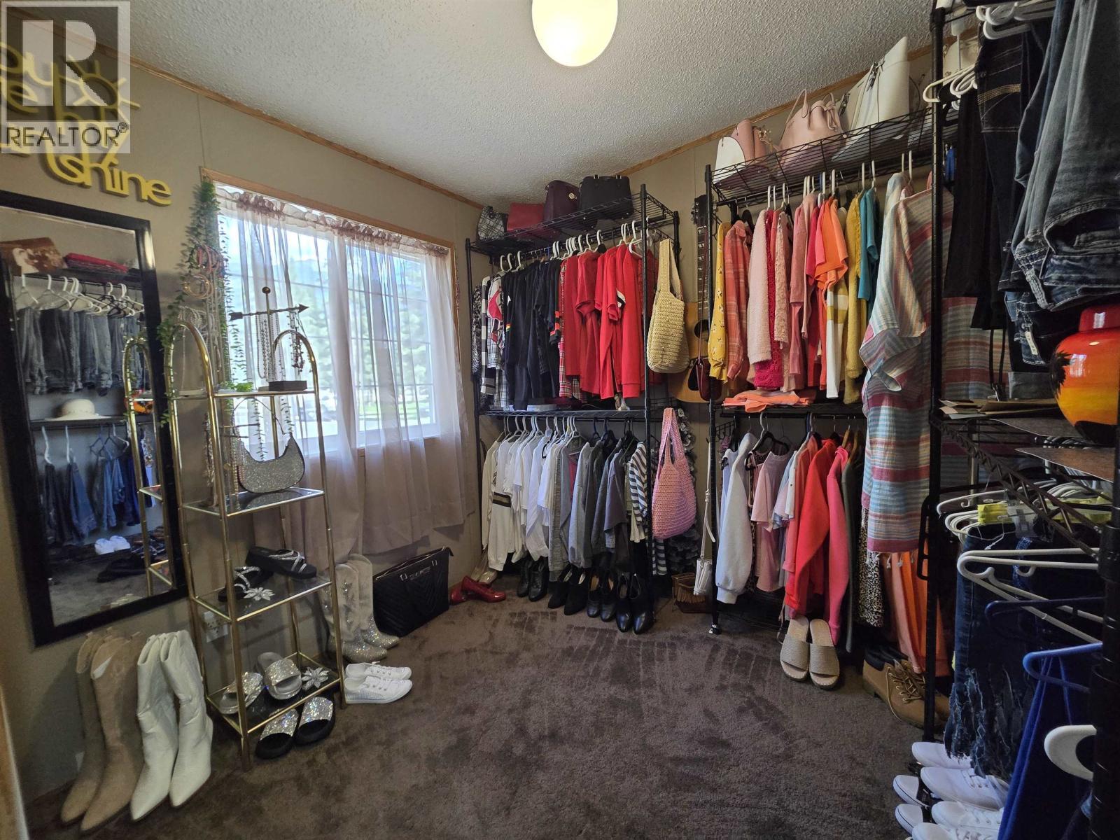 16305 N 5 HIGHWAY, Valemount