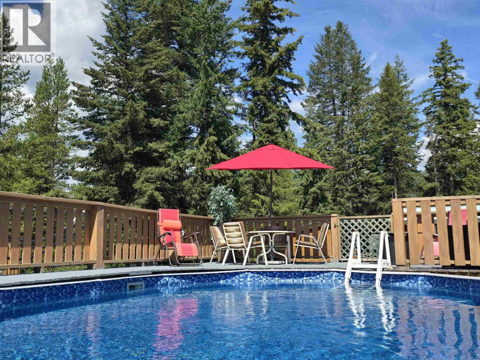 16305 N 5 HIGHWAY, Valemount