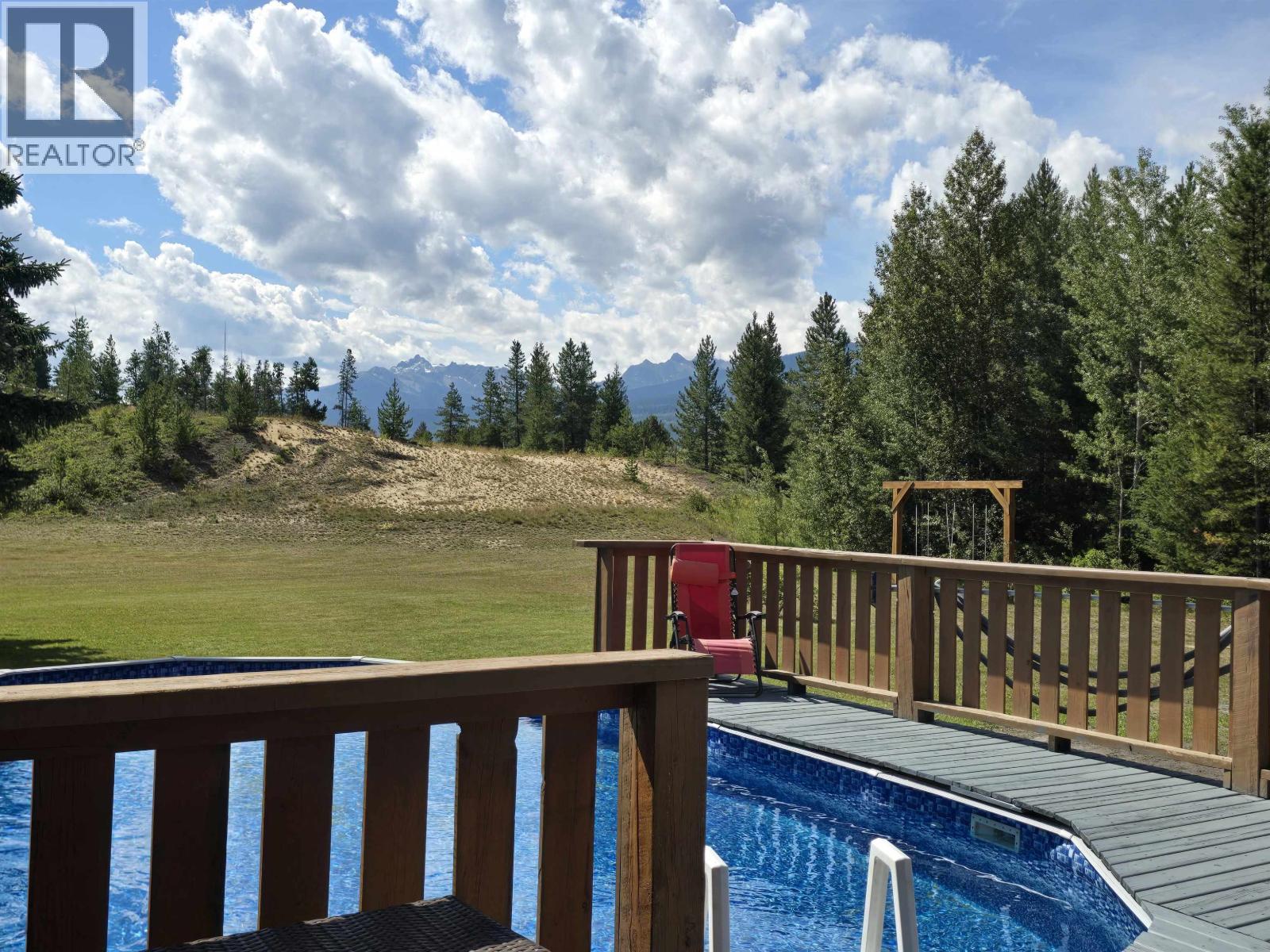 16305 N 5 HIGHWAY, Valemount