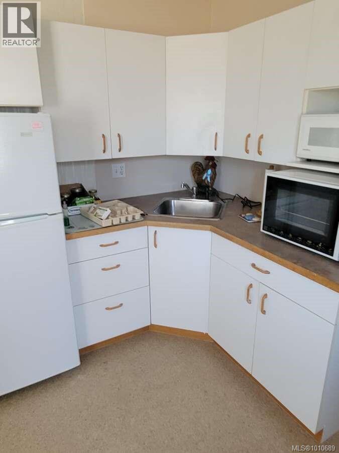 Photo 26 of 10345 Bowerbank Rd, Sidney BC