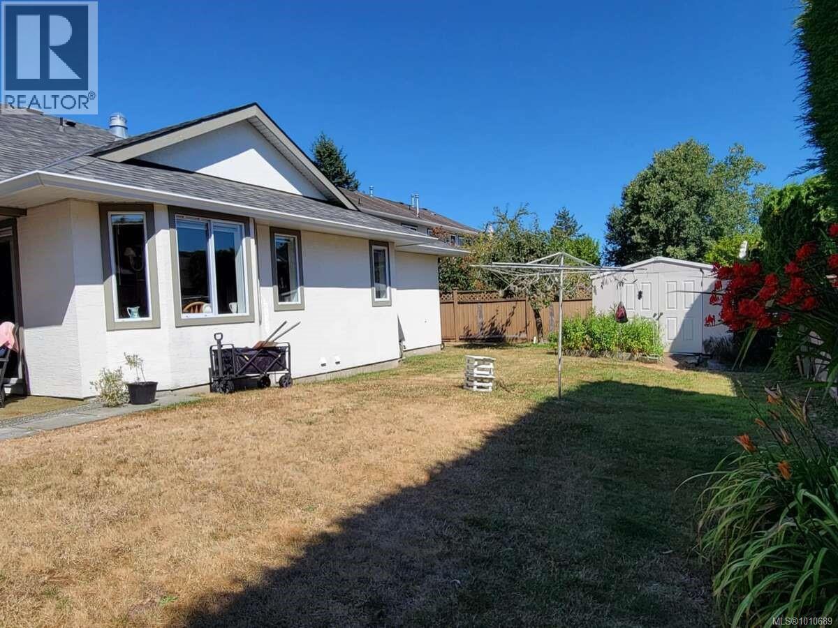 Photo 6 of 10345 Bowerbank Rd, Sidney BC