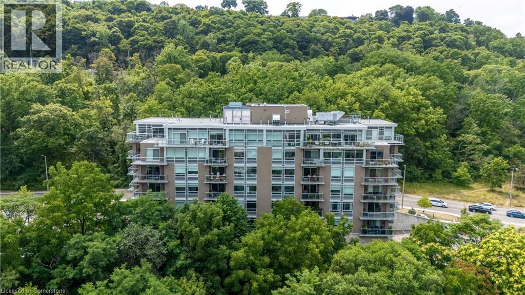 Photo 2 of 455 Charlton Avenue E Unit 306, Hamilton ON