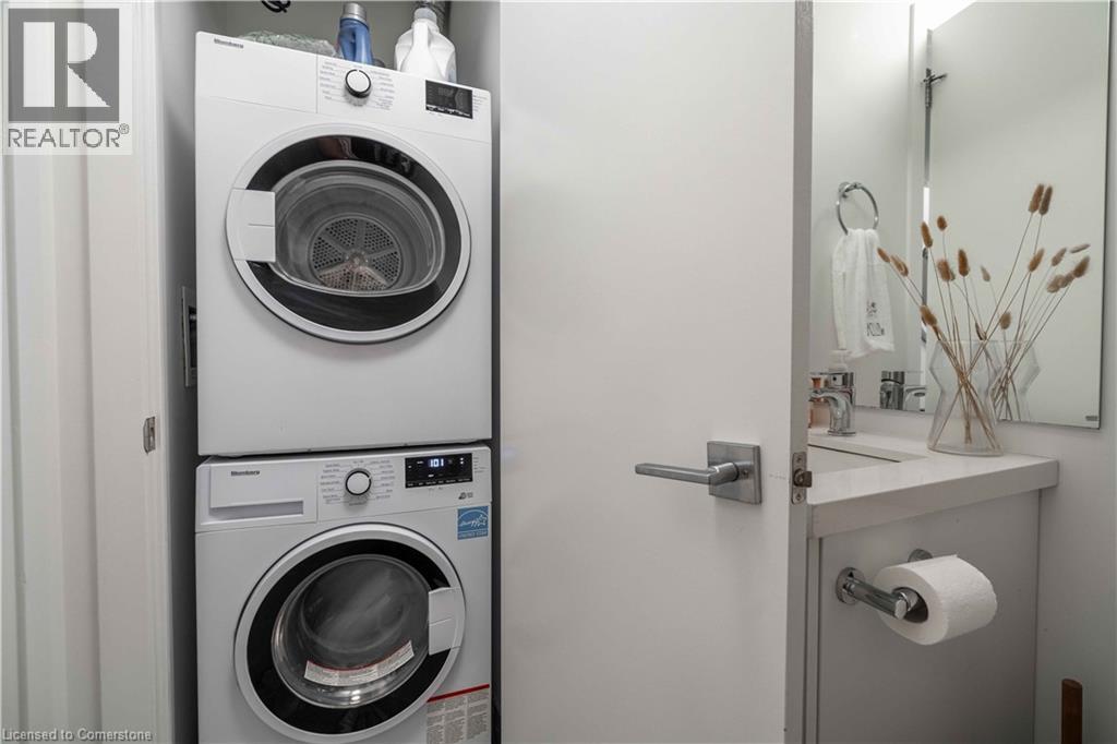 Photo 4 of 455 Charlton Avenue E Unit 306, Hamilton ON