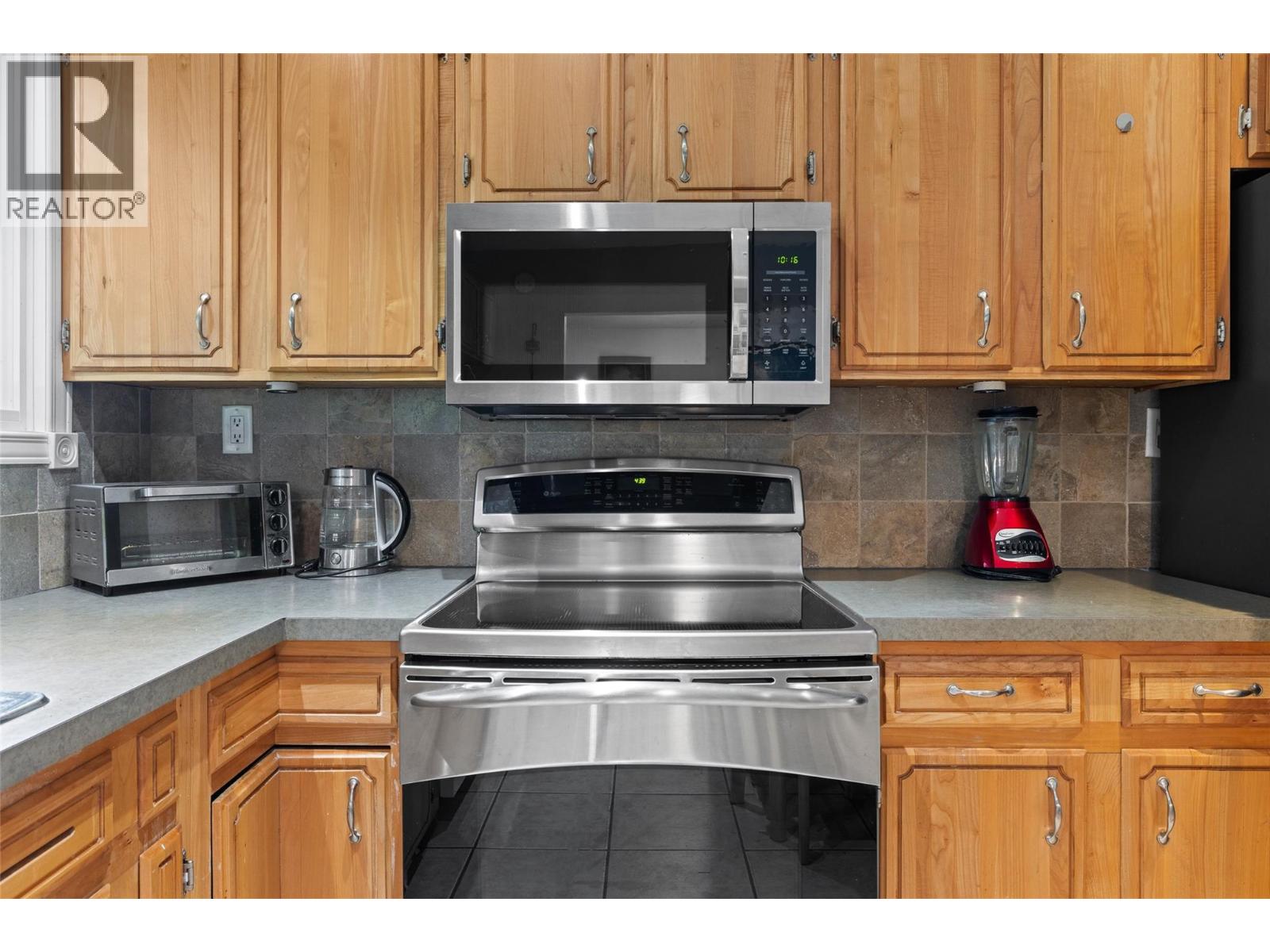  2430 Apollo Road, West Kelowna