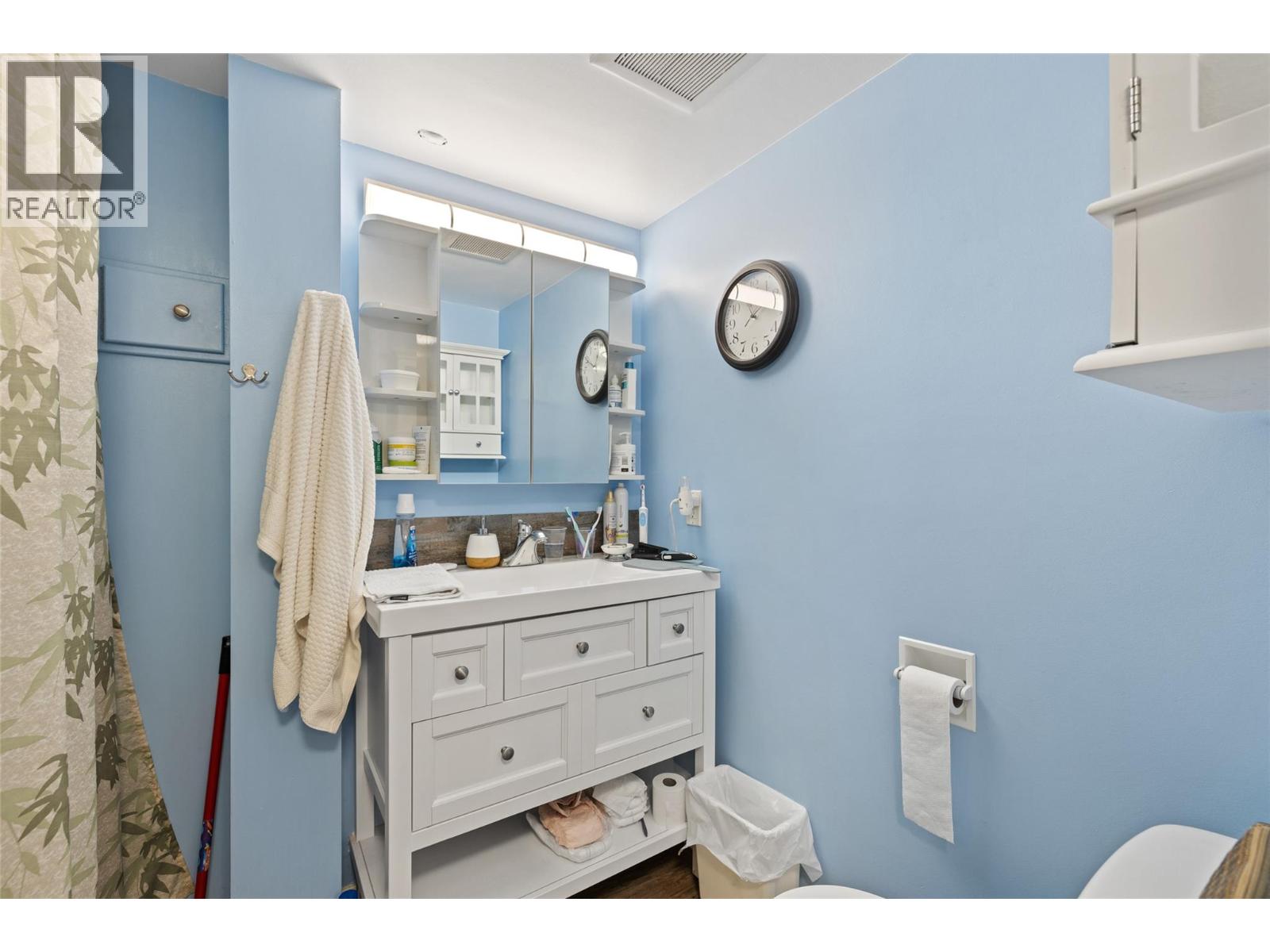  2430 Apollo Road, West Kelowna