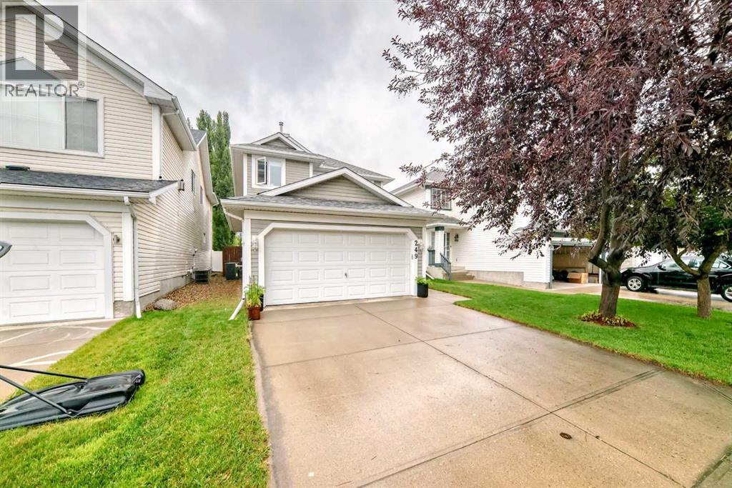 Single Family House for Sale in  River Rock Place SE Riverbend Calgary 
