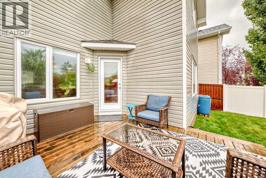 Single Family House for Sale in  River Rock Place SE Riverbend Calgary 