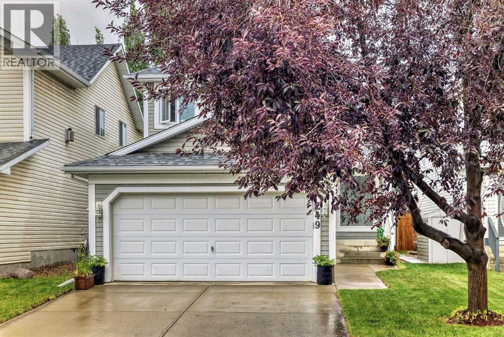 Single Family House for Sale in  River Rock Place SE Riverbend Calgary 