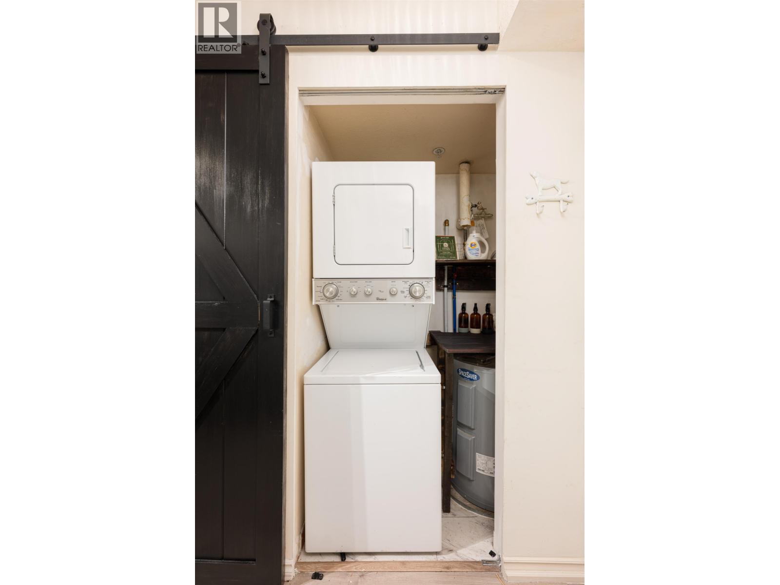 Photo 17 of 102 2140 W 12 Th Avenue, Vancouver BC
