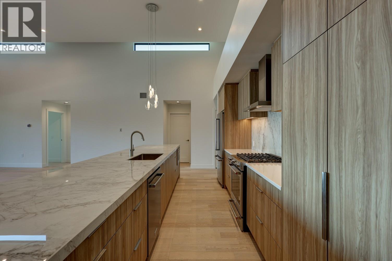 Photo 12 of 3000 Ariva Drive Unit 3503, Kelowna BC