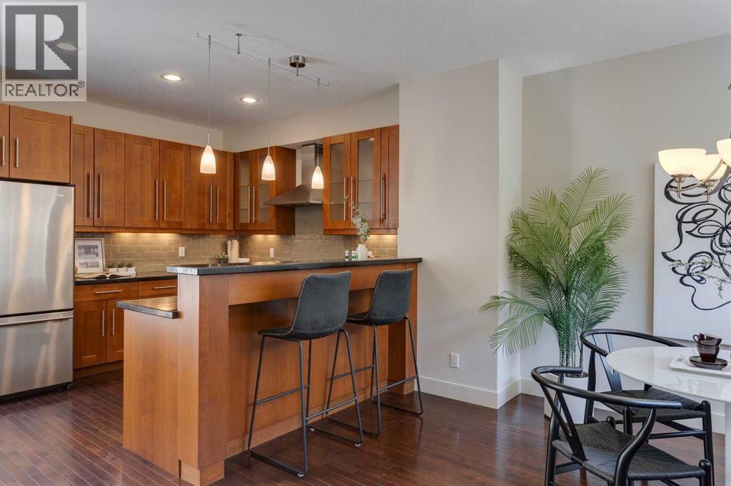 Single Family House for Sale in    Street SW Killarney/Glengarry Calgary 