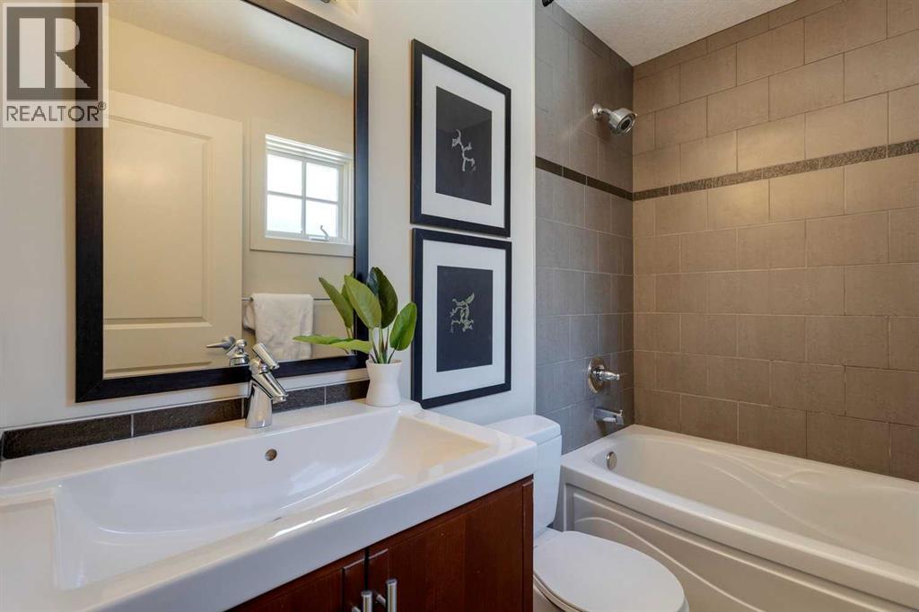 Single Family House for Sale in    Street SW Killarney/Glengarry Calgary 