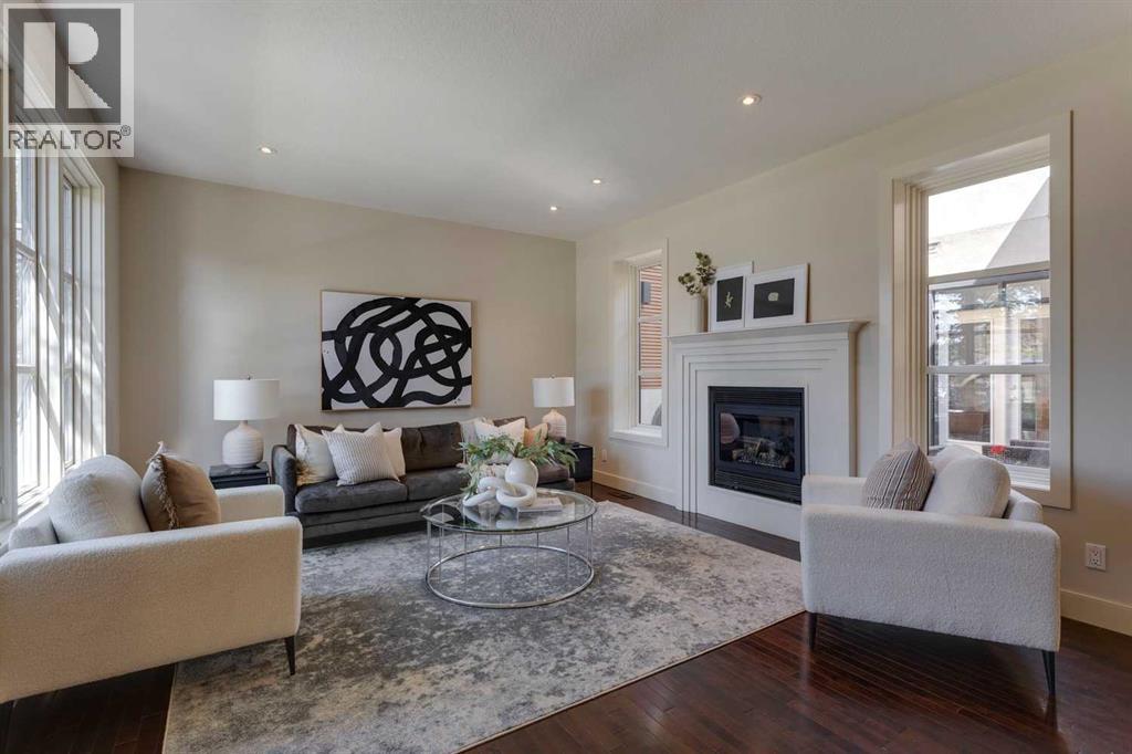 Single Family House for Sale in    Street SW Killarney/Glengarry Calgary 