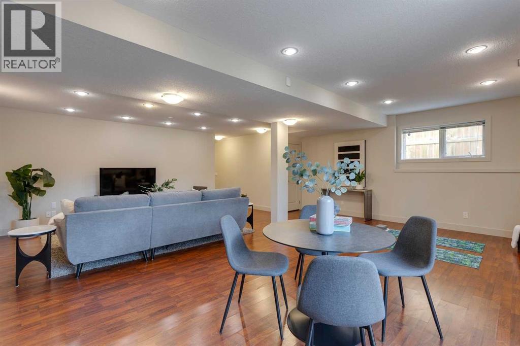 Single Family House for Sale in    Street SW Killarney/Glengarry Calgary 