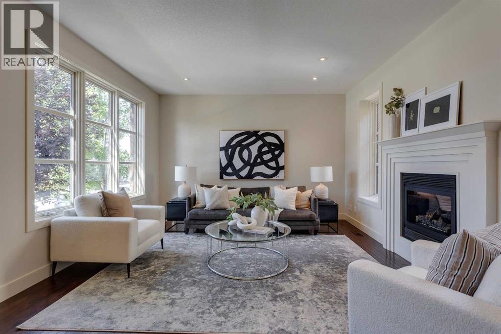 Single Family House for Sale in    Street SW Killarney/Glengarry Calgary 