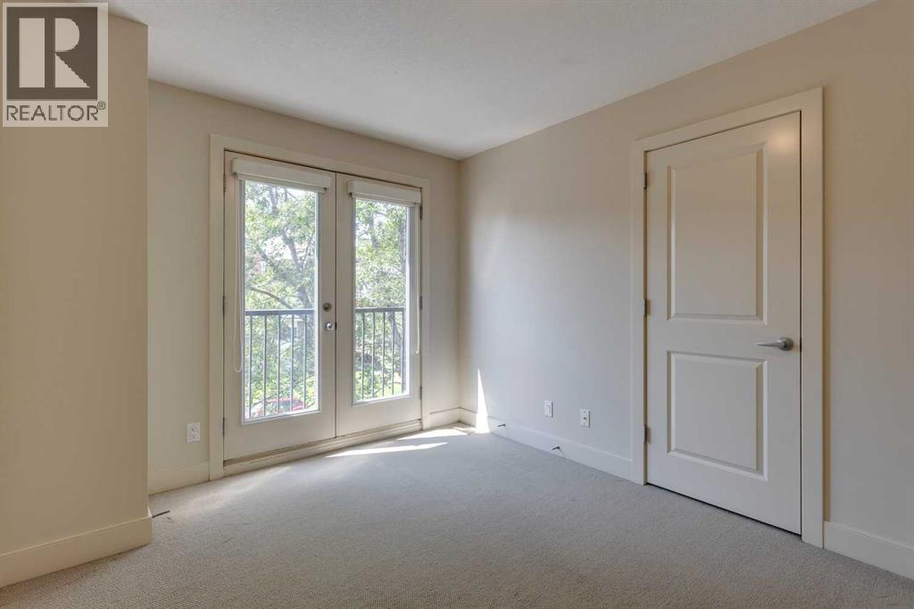 Single Family House for Sale in    Street SW Killarney/Glengarry Calgary 