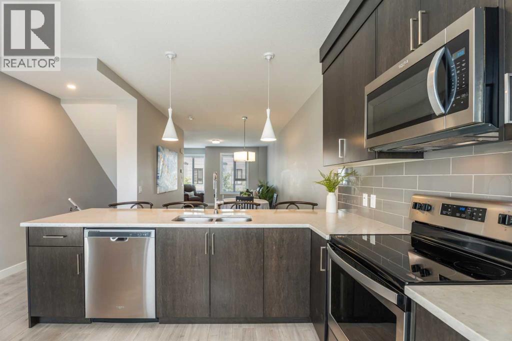 Photo 14 of 508 Drake Landing Wynd, Okotoks AB