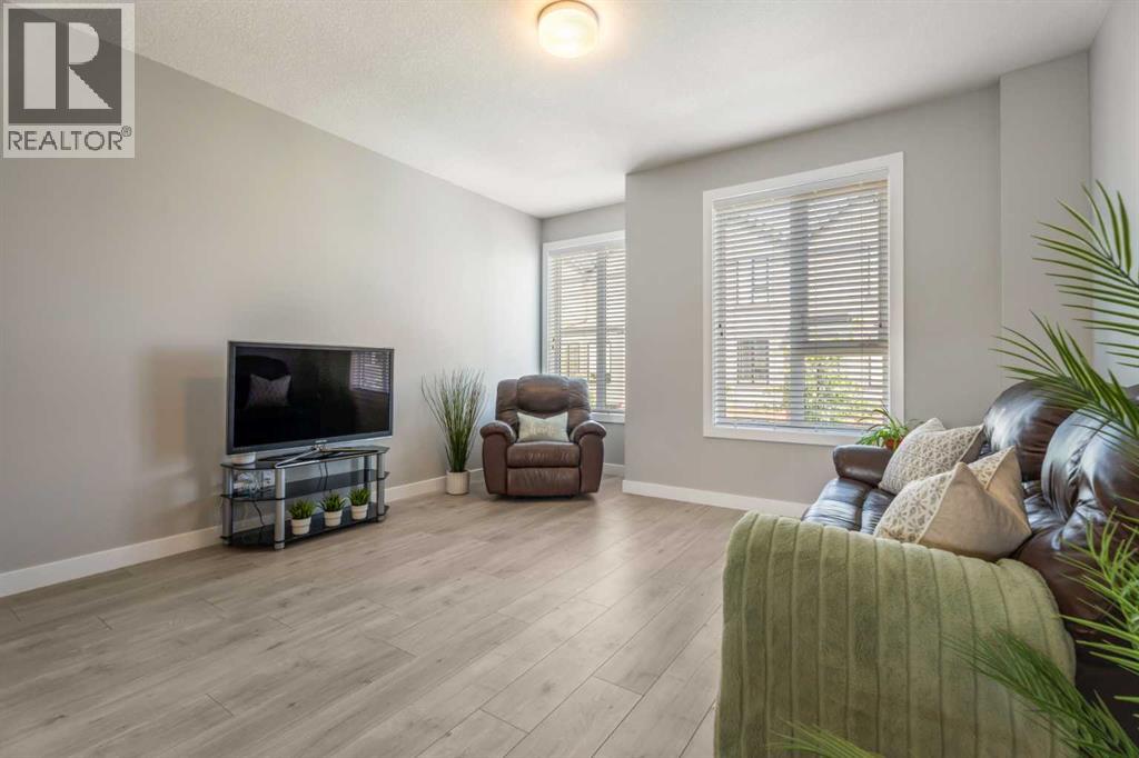 Photo 23 of 508 Drake Landing Wynd, Okotoks AB