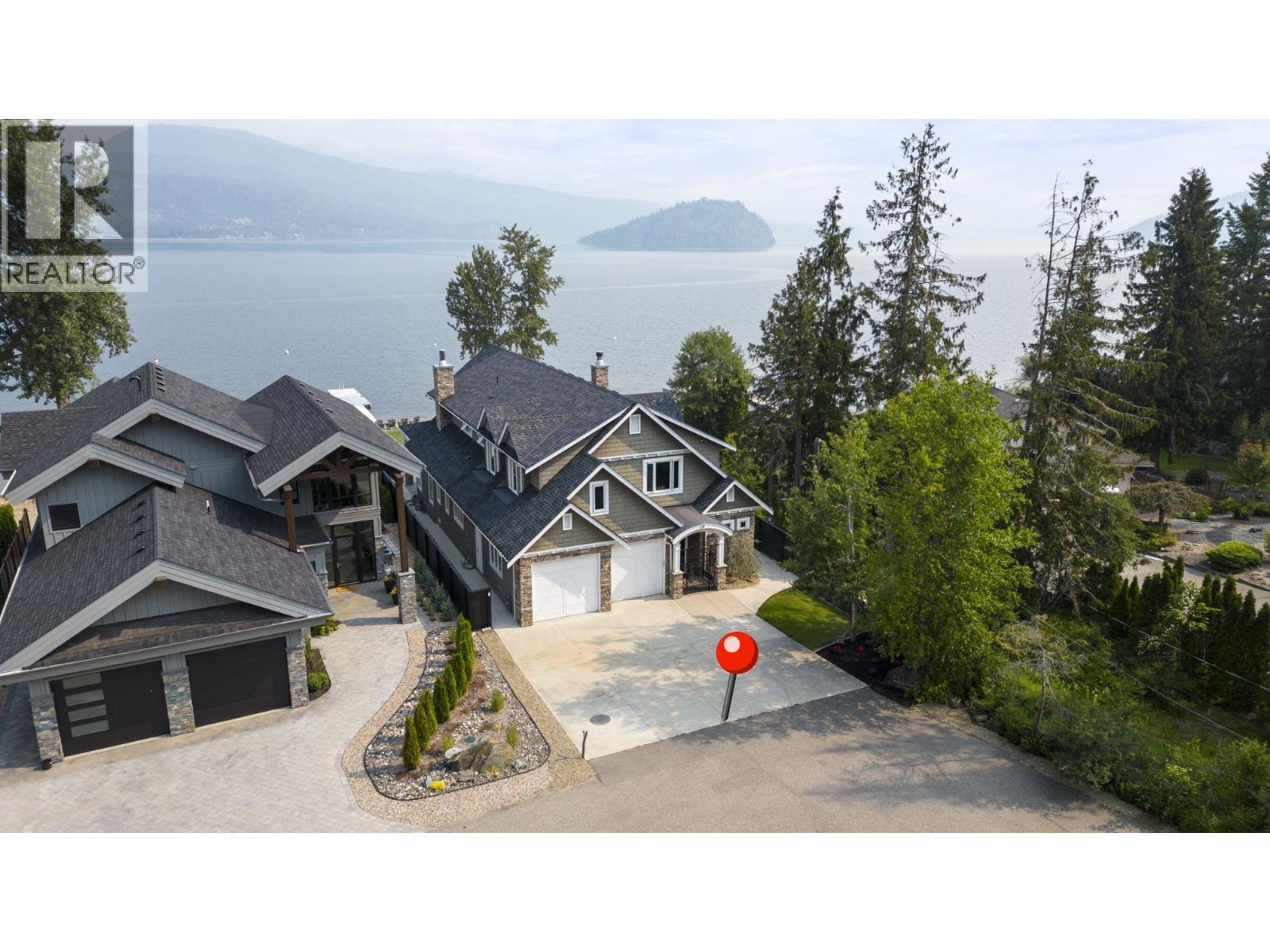 Photo 2 of 1801 Archibald Road Unit 5, Sorrento BC