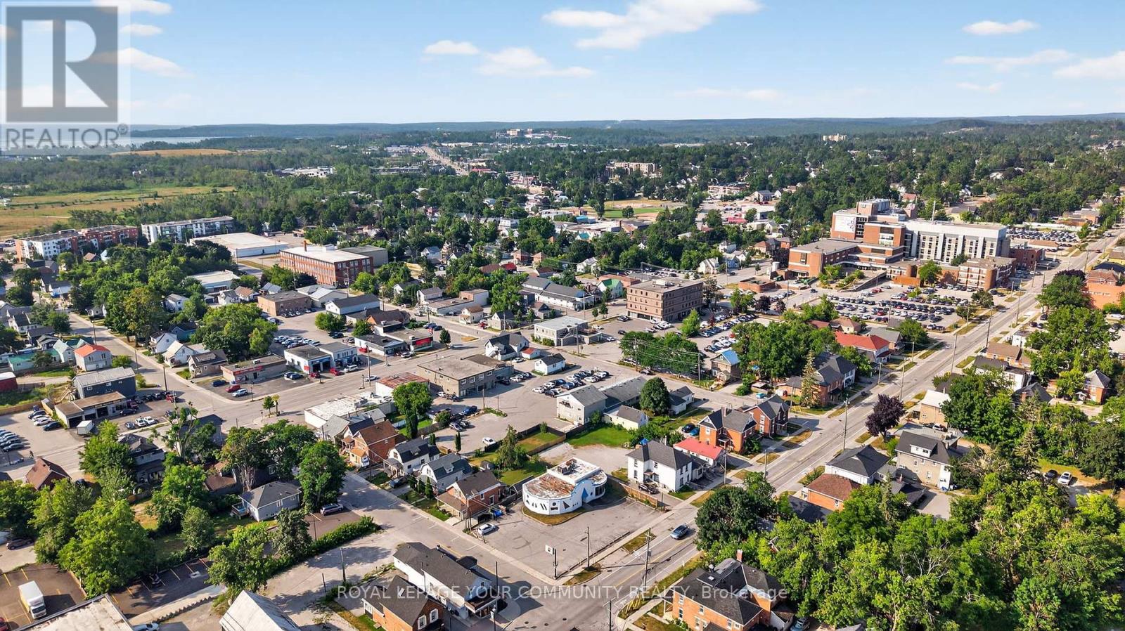 Photo 11 of 83 Mississaga Street W, Orillia ON
