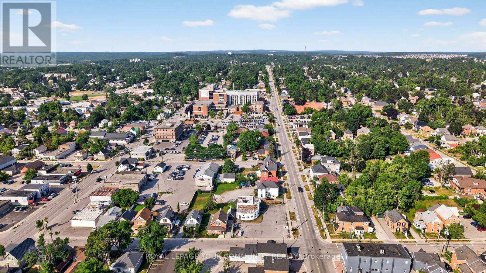 Photo 12 of 83 Mississaga Street W, Orillia ON