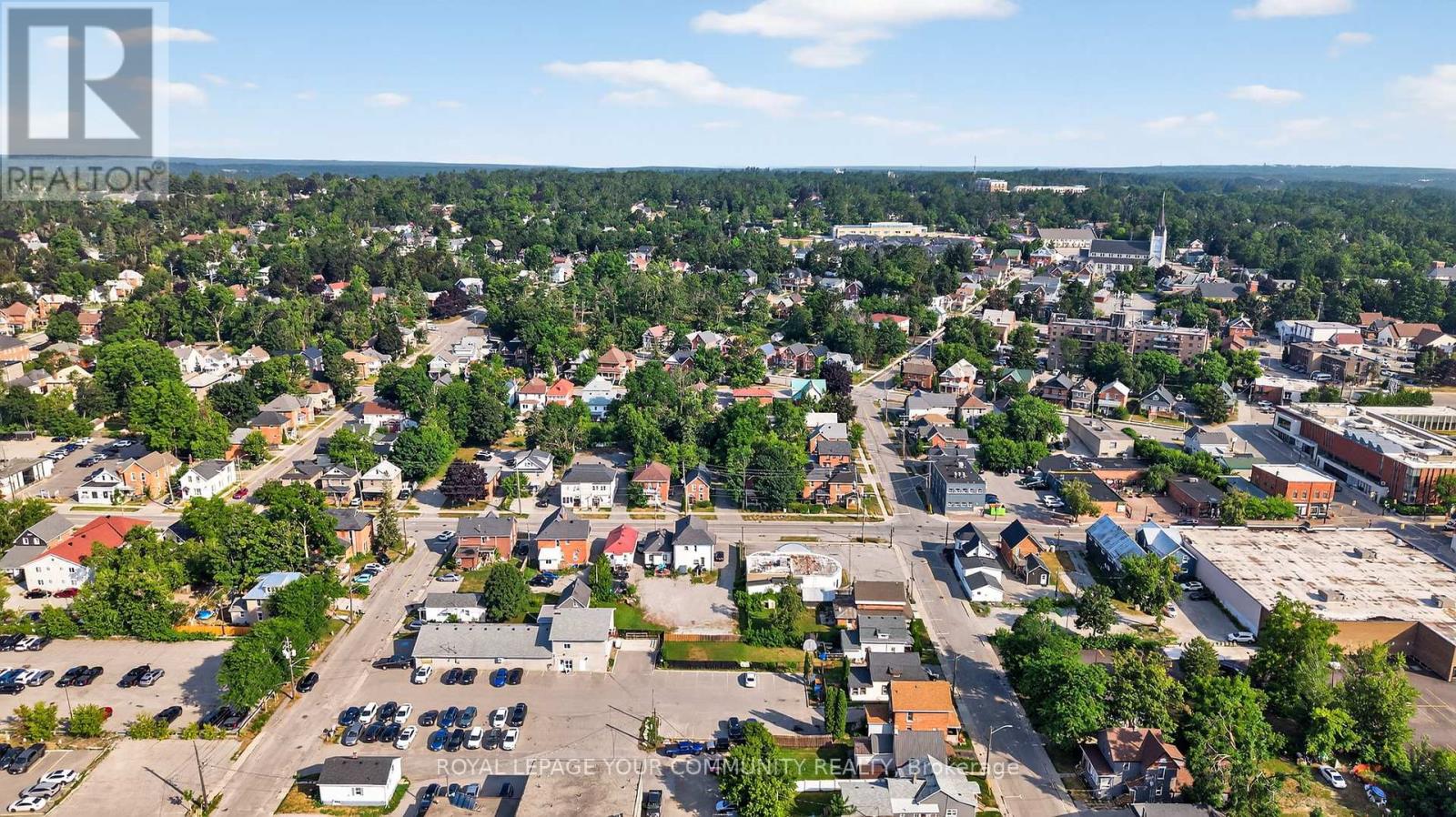 Photo 14 of 83 Mississaga Street W, Orillia ON