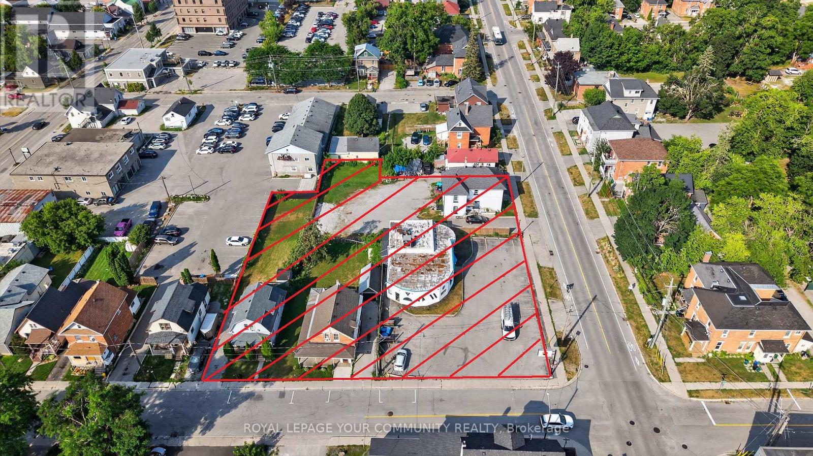 Photo 4 of 83 Mississaga Street W, Orillia ON